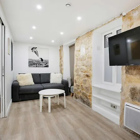 Charming 1br Montorgueil Republique * Paris