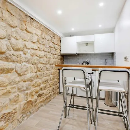 Charming 1br Montorgueil Republique