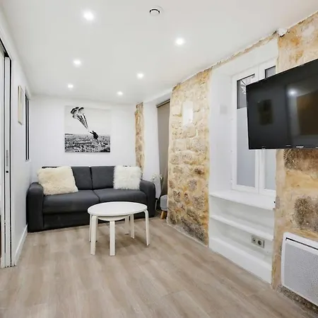 Апартаменты Charming 1br Montorgueil Republique *